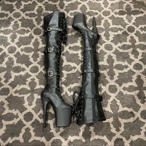 BRAND NEW - NEVER WORN Black Platform Thigh High Boots